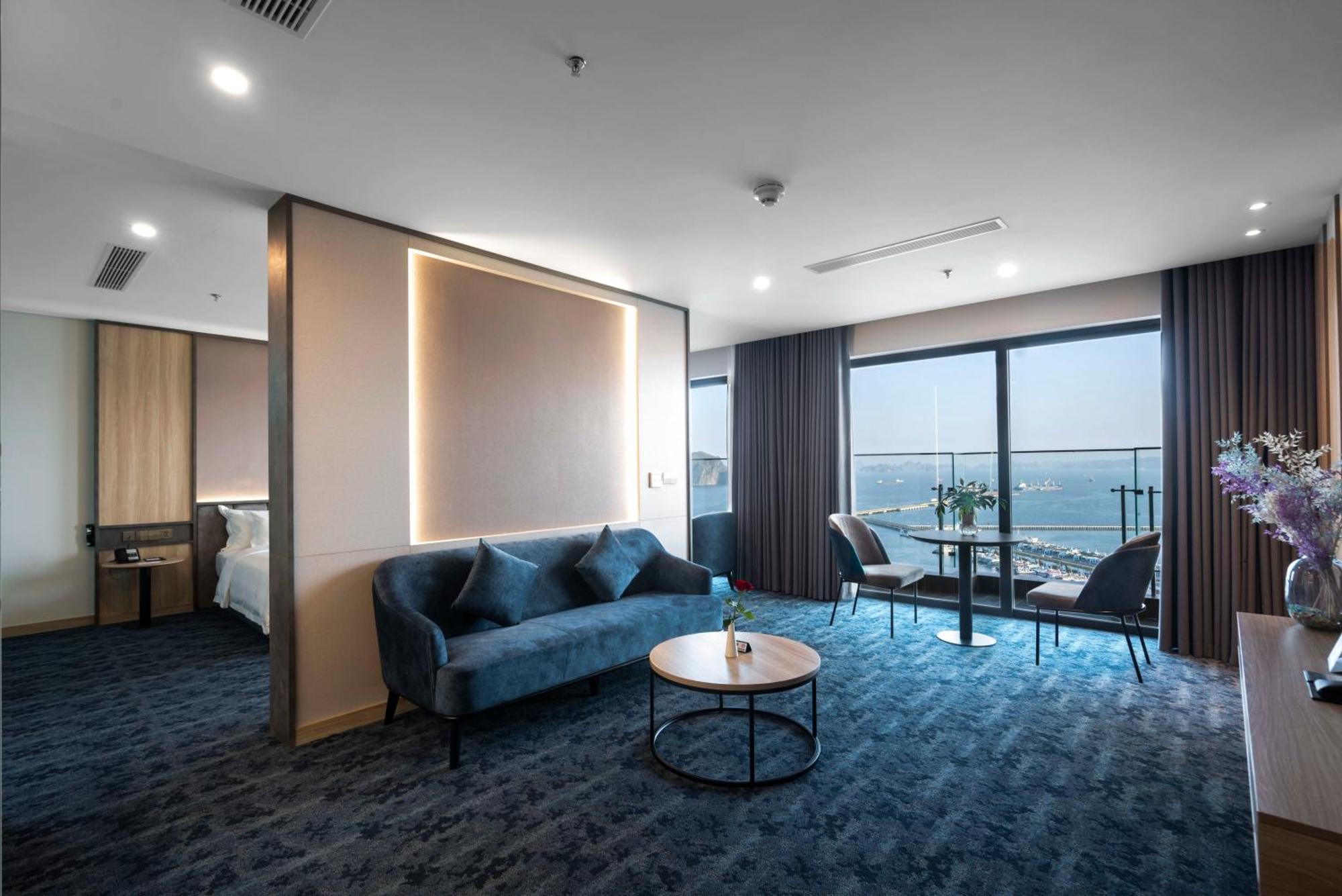 Wyndham Garden Legend Halong Hotel Ха Лонг Екстериор снимка