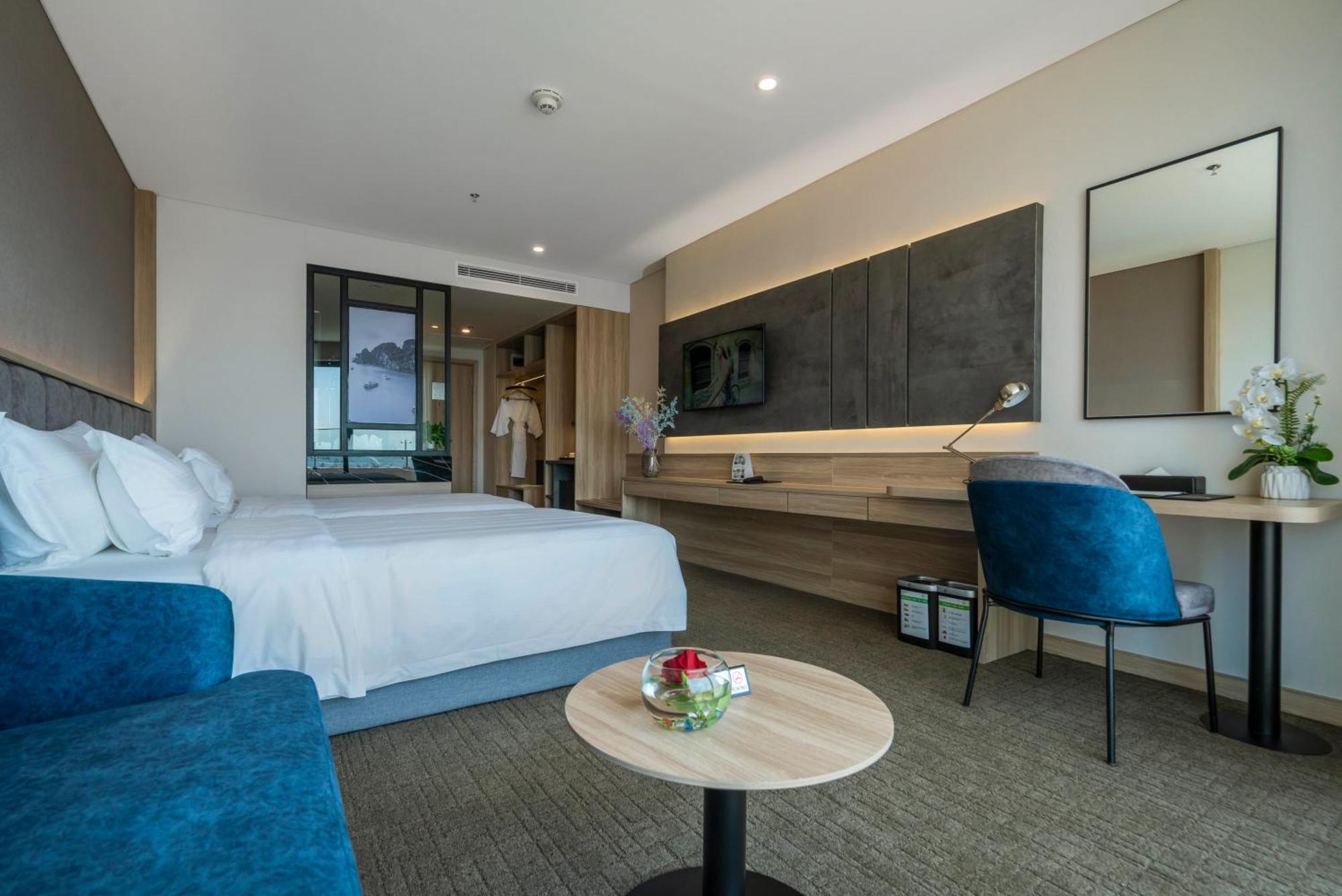 Wyndham Garden Legend Halong Hotel Ха Лонг Екстериор снимка