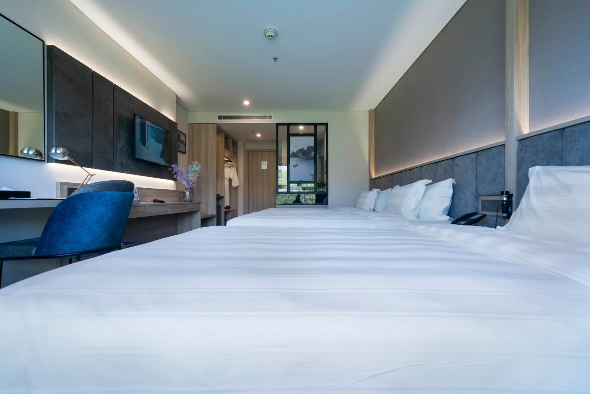 Wyndham Garden Legend Halong Hotel Ха Лонг Екстериор снимка