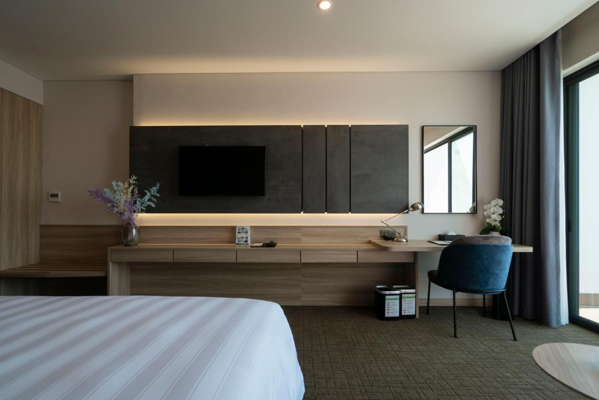Wyndham Garden Legend Halong Hotel Ха Лонг Екстериор снимка