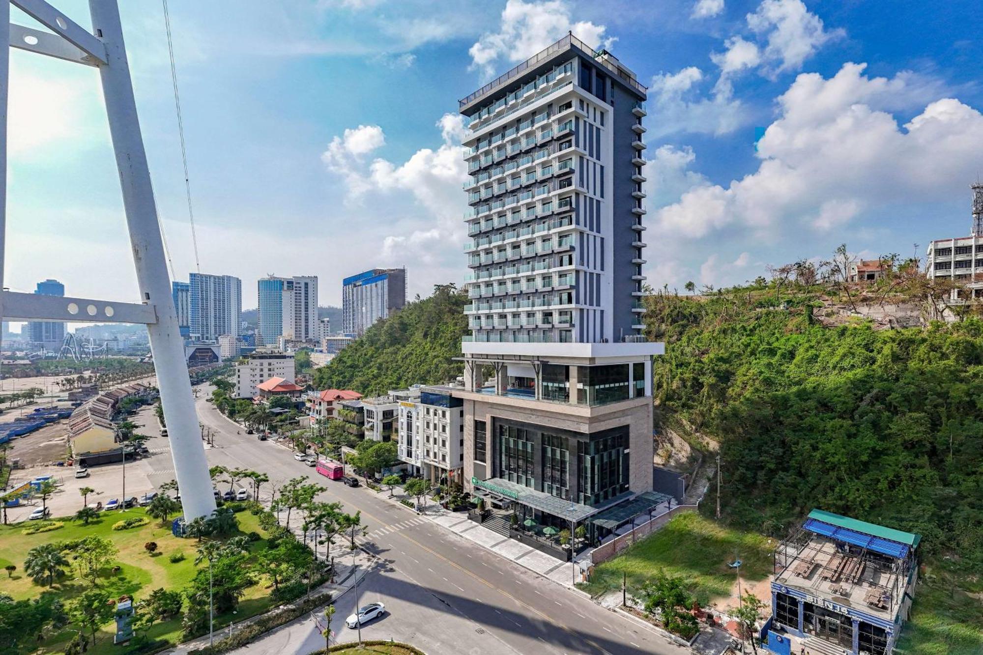 Wyndham Garden Legend Halong Hotel Ха Лонг Екстериор снимка