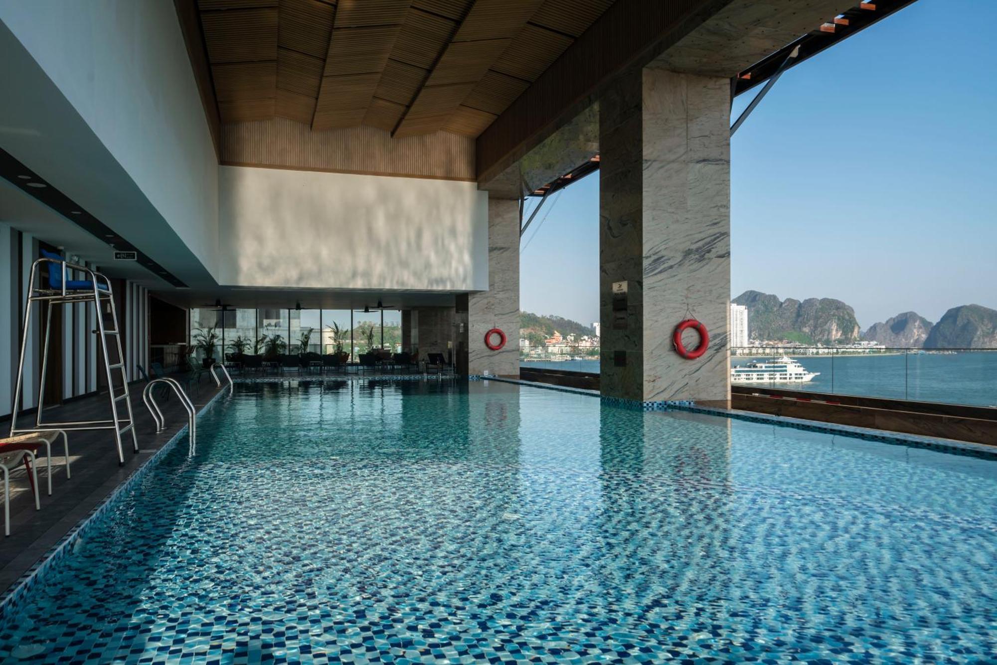 Wyndham Garden Legend Halong Hotel Ха Лонг Екстериор снимка